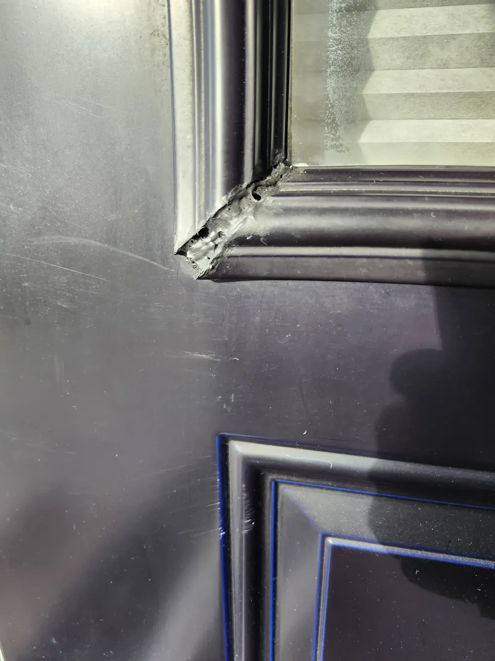 Cracked door glass frame replaced in Ottawa